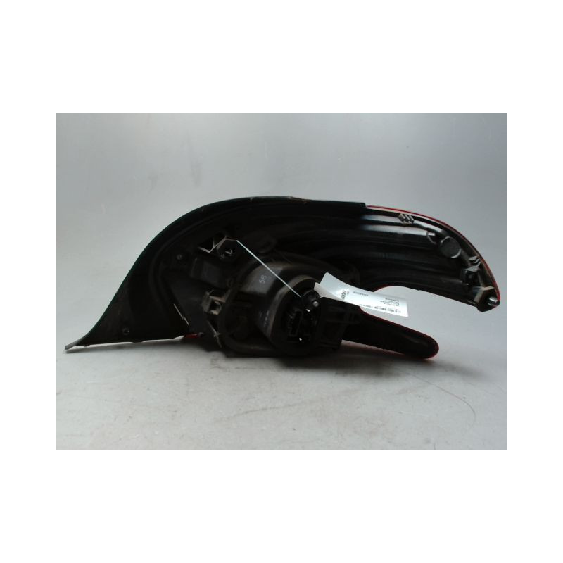 FEU ARRIERE GAUCHE  PEUGEOT 208