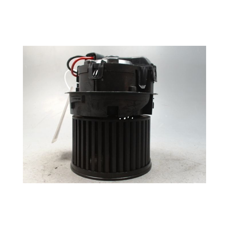 MOTEUR VENTILATEUR CHAUFFAGE PEUGEOT 208