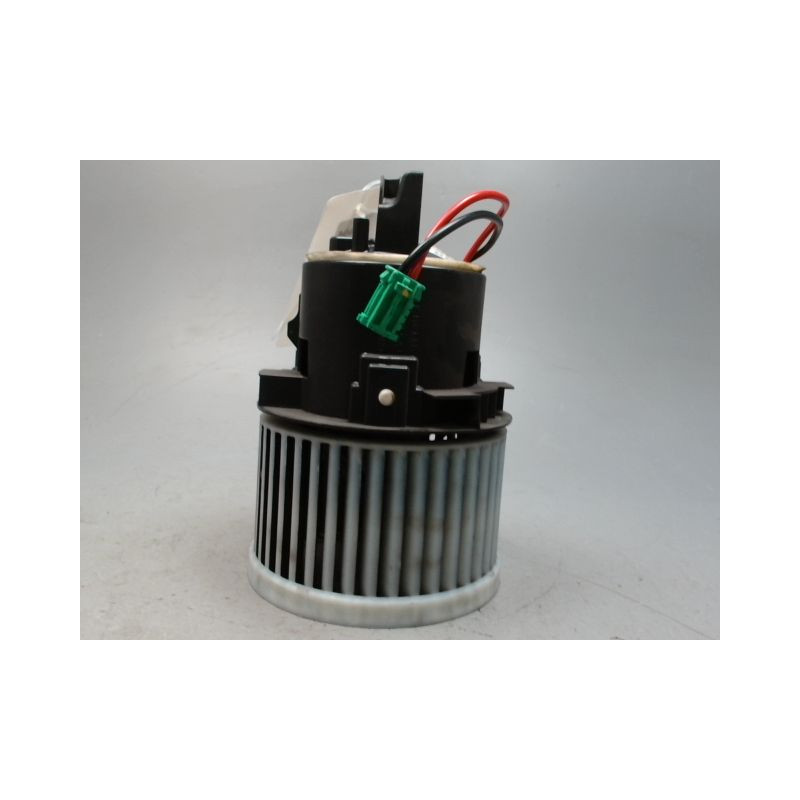 MOTEUR VENTILATEUR CHAUFFAGE PEUGEOT 308