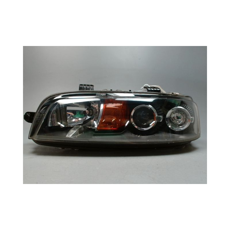 PHARE GAUCHE FIAT PUNTO 99-2003