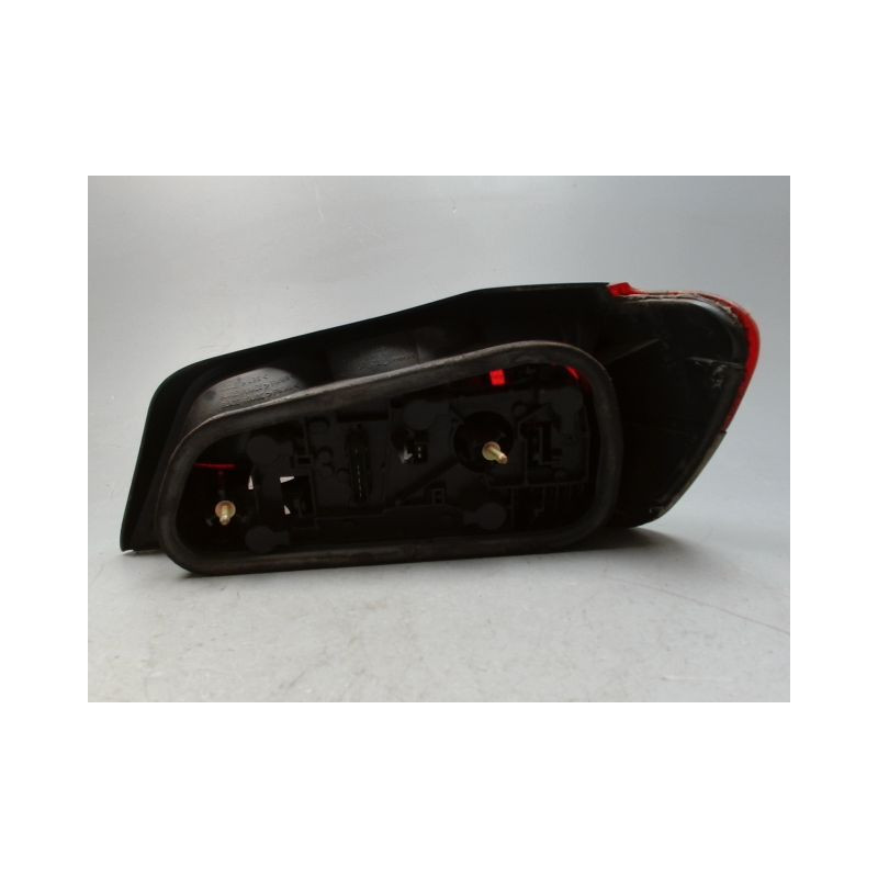 FEU ARRIERE GAUCHE  PEUGEOT 306 97-2001