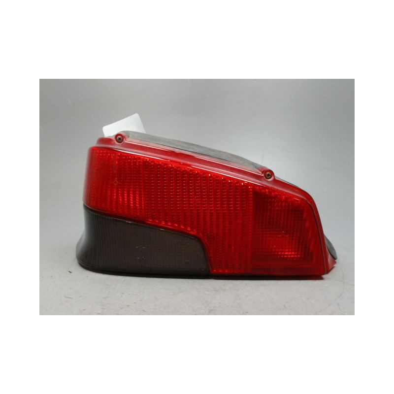 FEU ARRIERE GAUCHE  PEUGEOT 106 92-96