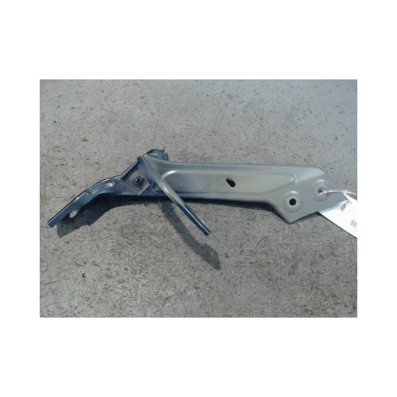 TOLE PORTE PHARE GAUCHE RENAULT MEGANE