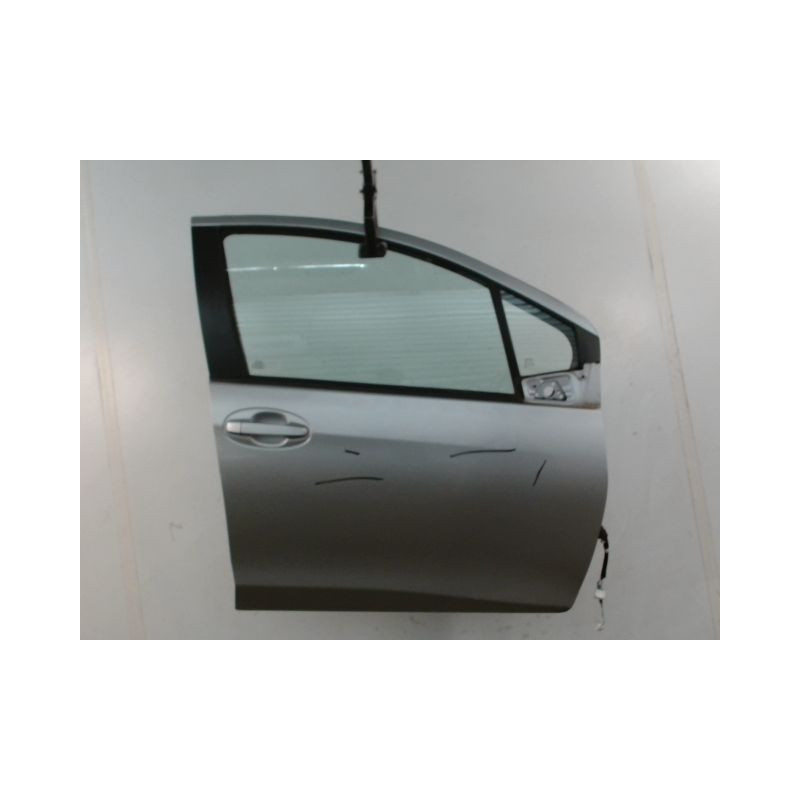 PORTE AVANT DROIT TOYOTA YARIS