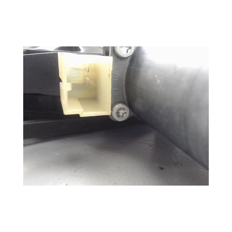 MECANISME LEVE-GLACE AVANT GAUCHE VOLKSWAGEN GOLF
