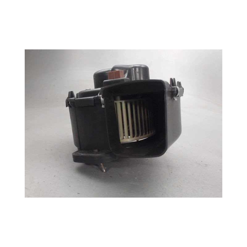 MOTEUR VENTILATEUR CHAUFFAGE CITROEN SAXO