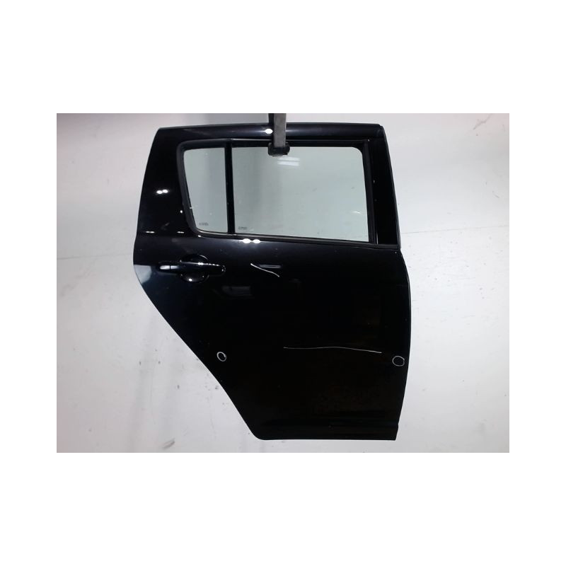 PORTE ARRIERE DROIT SUZUKI SWIFT