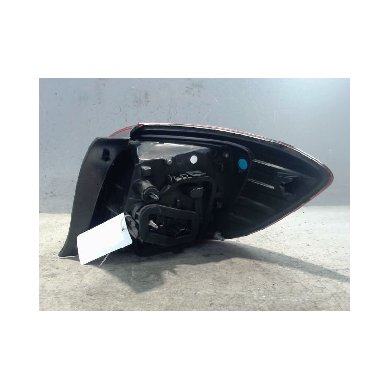 FEU ARRIERE GAUCHE  DACIA SANDERO 2008-