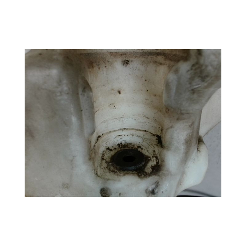 RESERVOIR LAVE-GLACE AVANT VOLKSWAGEN GOLF IV 98-2004