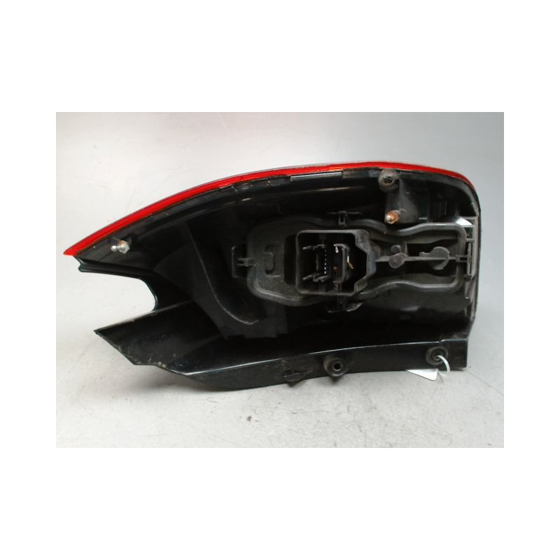 FEU ARRIERE GAUCHE  RENAULT SCENIC II PH2 2006-