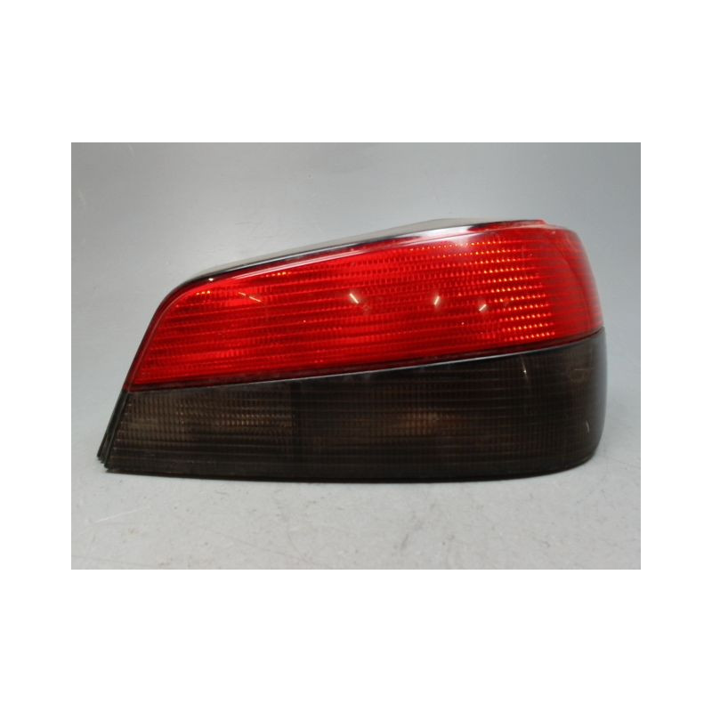 FEU ARRIERE DROIT PEUGEOT 306 97-2001