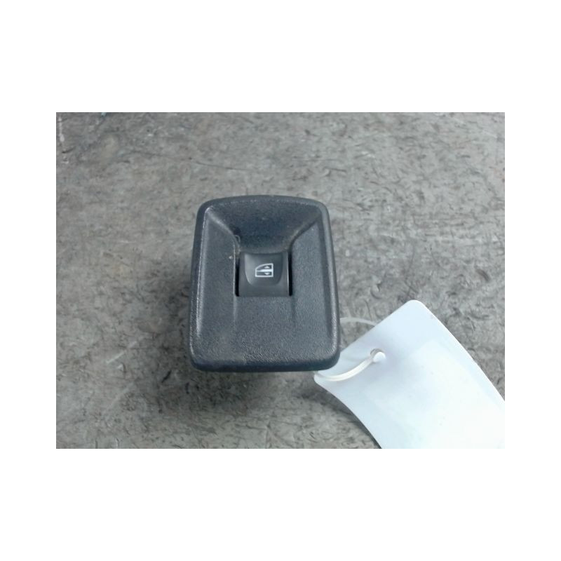 COMMANDE LEVE-GLACE PORTE AVD DACIA SANDERO 2008-