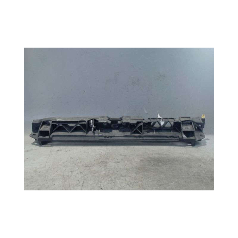 TRAVERSE SUPERIEURE ARMATURE AVANT PEUGEOT 308 SW 2008-