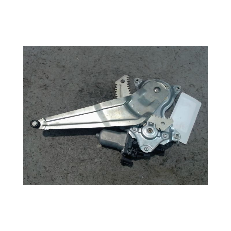 MECANISME+MOTEUR LEVE-GLACE ARRIERE DROIT SUZUKI SWIFT