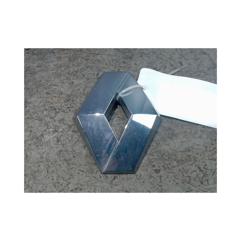 SIGLE CALANDRE RENAULT ESPACE 2002-