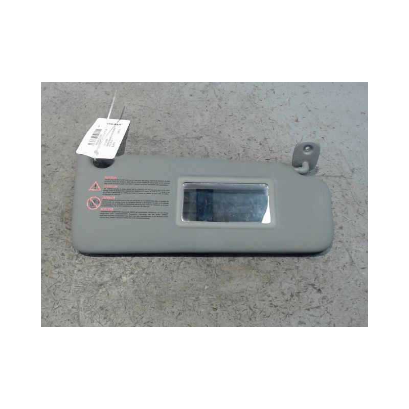 PARE-SOLEIL D RENAULT CLIO II CAMPUS 06-