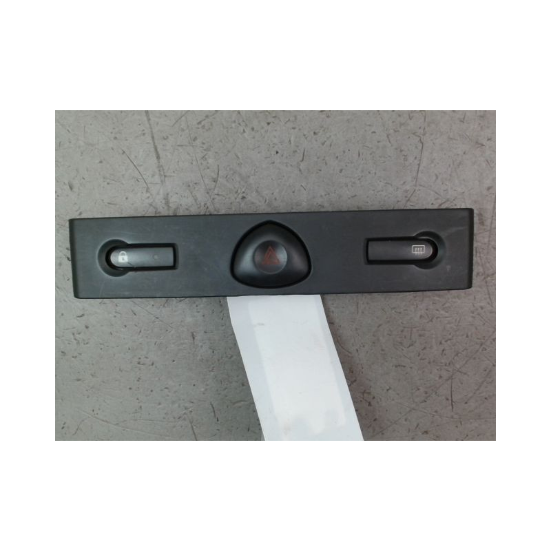 BOUTON DE WARNING RENAULT CLIO CAMPUS II Phase 1 2006-2009