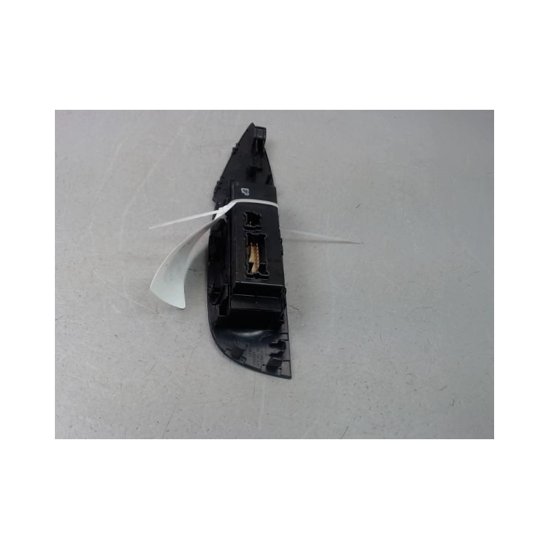 COMMANDE LEVE-GLACE PORTE AVG NISSAN QASHQAI BREAK II Phase 1 2014-...