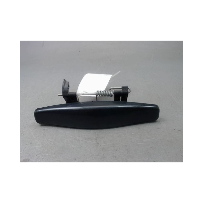 POIGNEE EXTERIEURE PORTE AVANT DROIT DACIA DUSTER BREAK Phase 2 2013-...