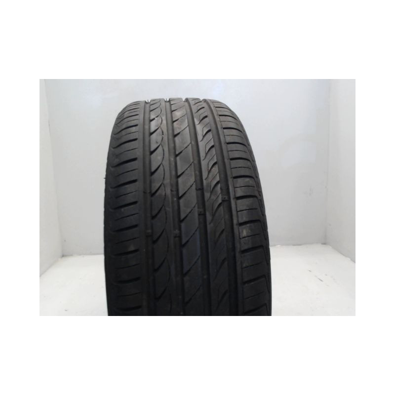 Pneu DELINTE DH2 205 50 17 93 W