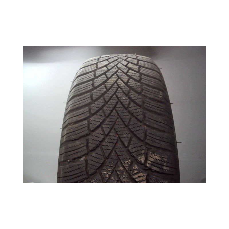 Pneu BRIDGESTONE BLIZZAK LM005 185 60 15 84 T