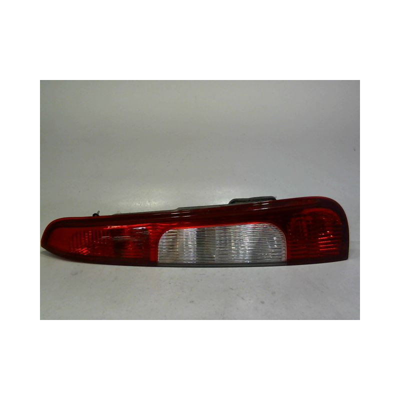 FEU ARRIERE DROIT FORD FOCUS CMAX MONOSP. I Phase 1 2003-2007