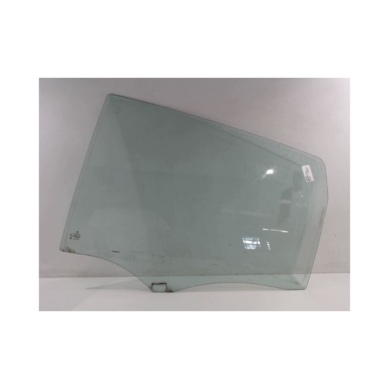 GLACE PORTE ARG MERCEDES CLASSE B