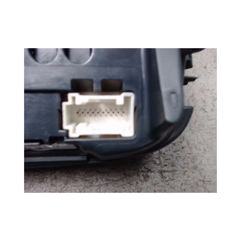 BLOC COMPTEURS SMART FORTWO COUPE 2007-