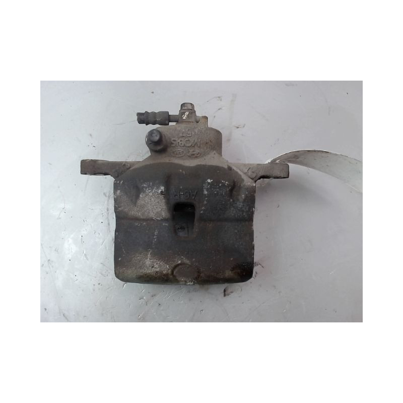 ETRIER DE FREIN AVANT DROIT KIA CEE´D 2007-