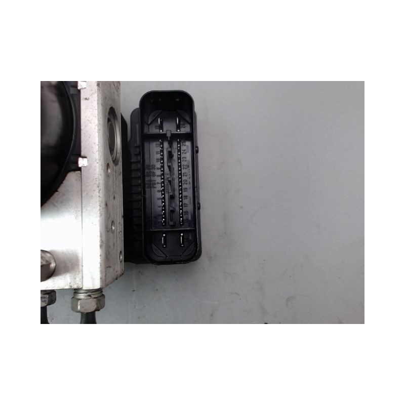UNITE HYDRAULIQUE ABS TOYOTA YARIS II Phase 1 2005-2009