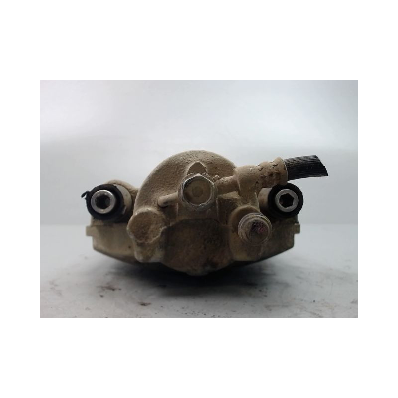 ETRIER DE FREIN AVANT GAUCHE TOYOTA YARIS 2005-