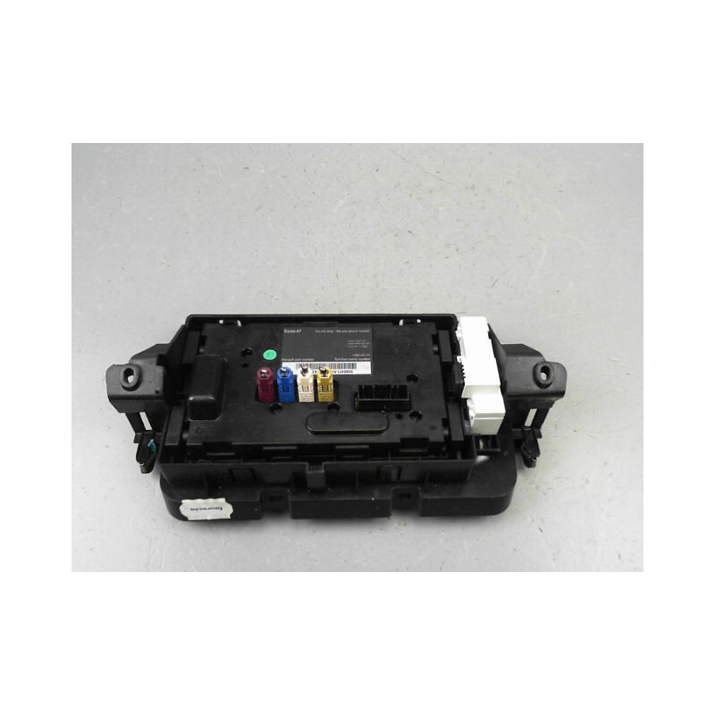 ECRAN GPS RENAULT FLUENCE