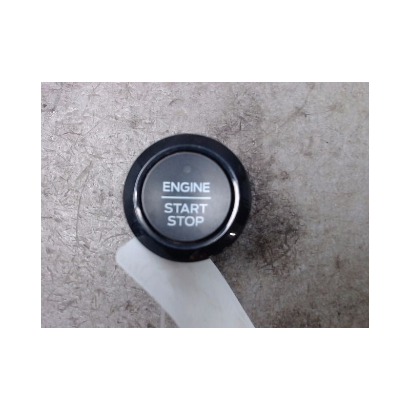BOUTON DE DEMARRAGE FORD FIESTA