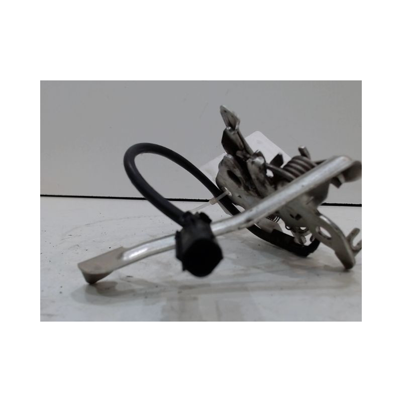 SERRURE CAPOT PEUGEOT 108