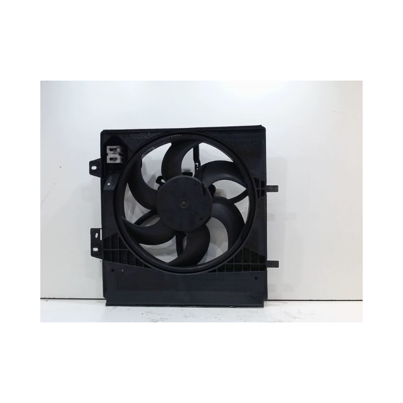 MOTEUR VENTILATEUR RADIATEUR PEUGEOT 207