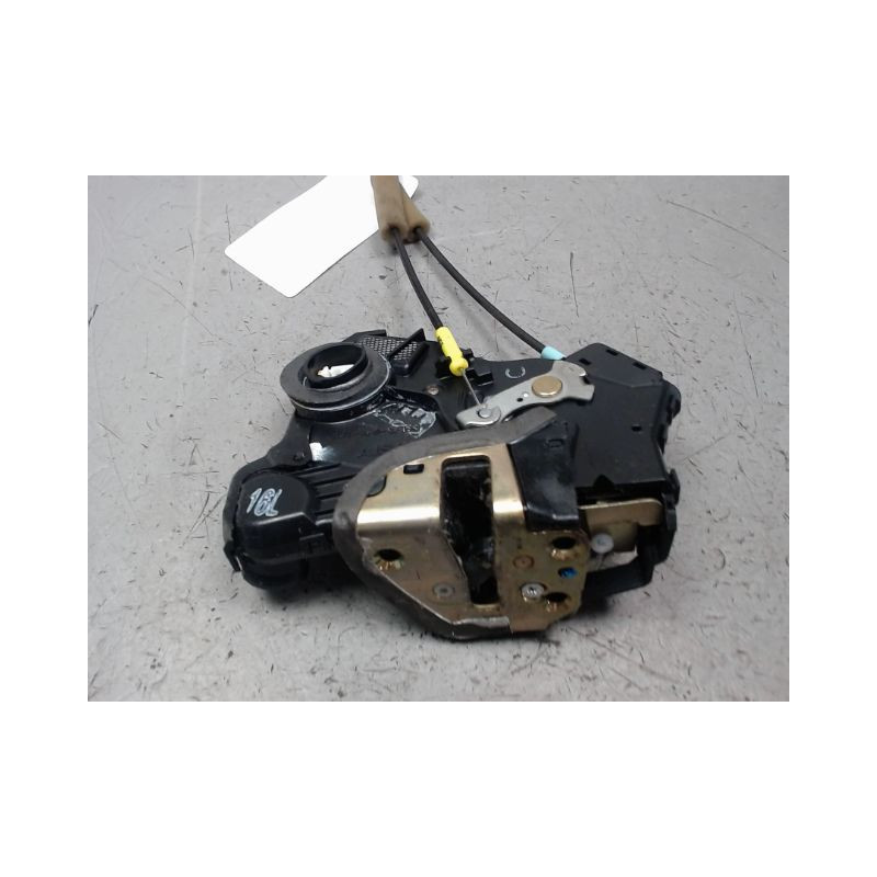 SYSTEME CONDAMNATION AVANT GAUCHE TOYOTA COROLLA 2004-