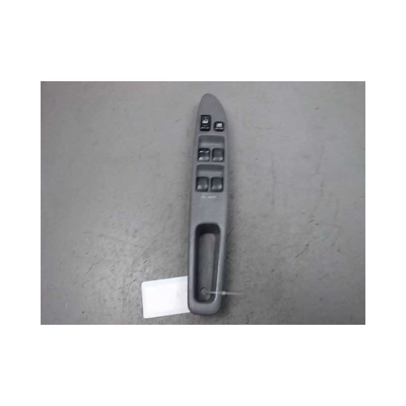 COMMANDE LEVE-GLACE PORTE AVG TOYOTA AVENSIS VERSO 01-03