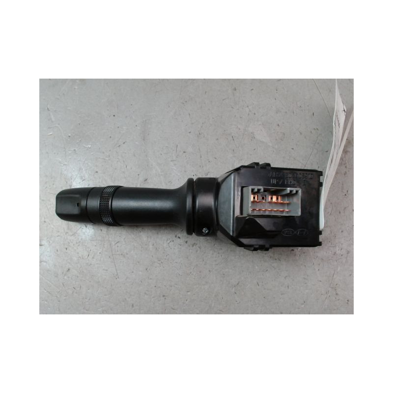 COMMANDE ESSUIE GLACE KIA RIO 2005-