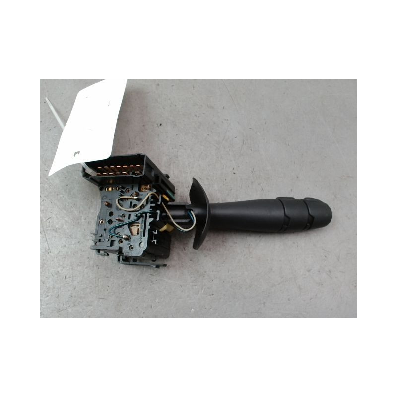 COMMANDE ECLAIRAGE RENAULT TWINGO II Phase 1 2007-2011