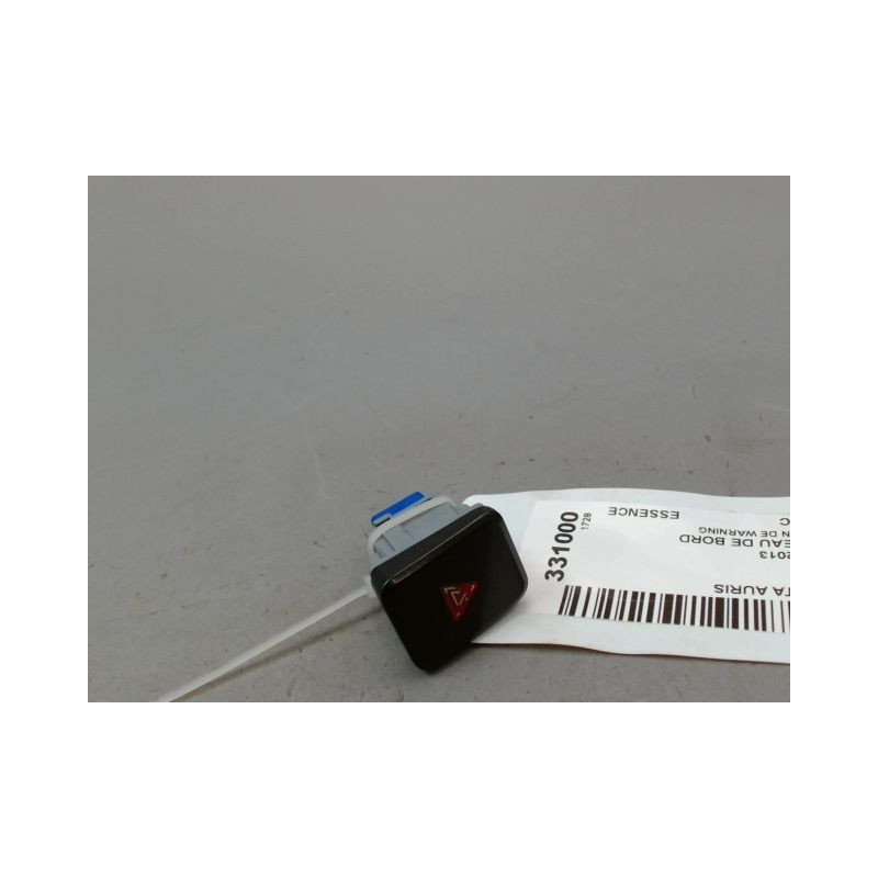 BOUTON DE WARNING TOYOTA AURIS 2010-