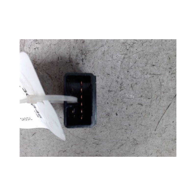 BOUTON DE WARNING HYUNDAI TUCSON