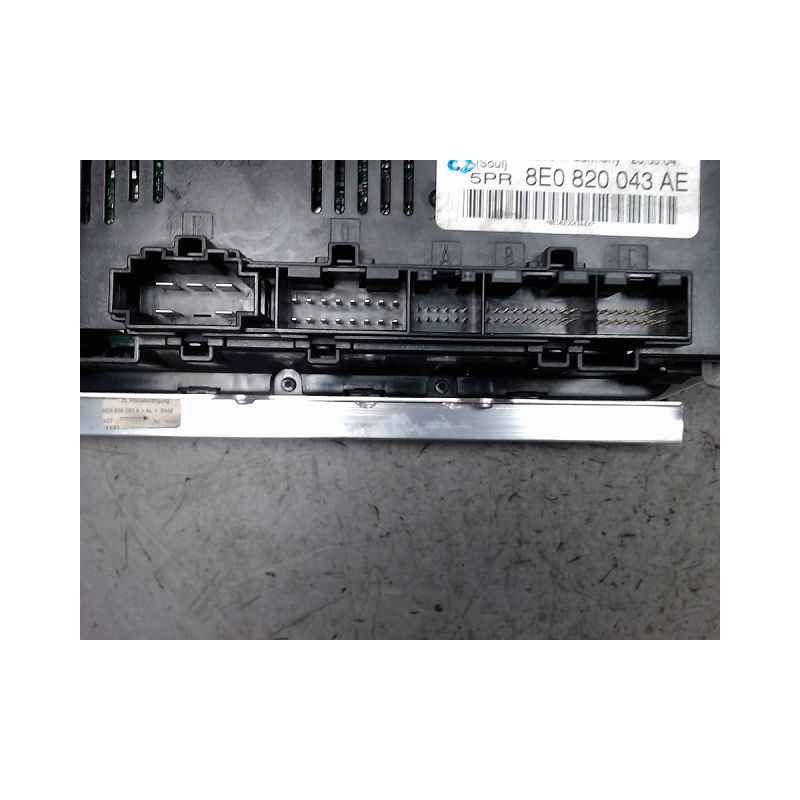 COMMANDE DE CHAUFFAGE AUDI A4 2001-