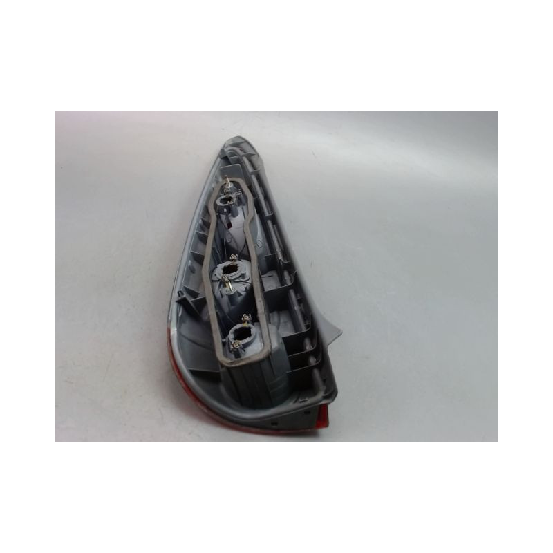 FEU ARRIERE DROIT TOYOTA YARIS VERSO Phase 1 1999-2003