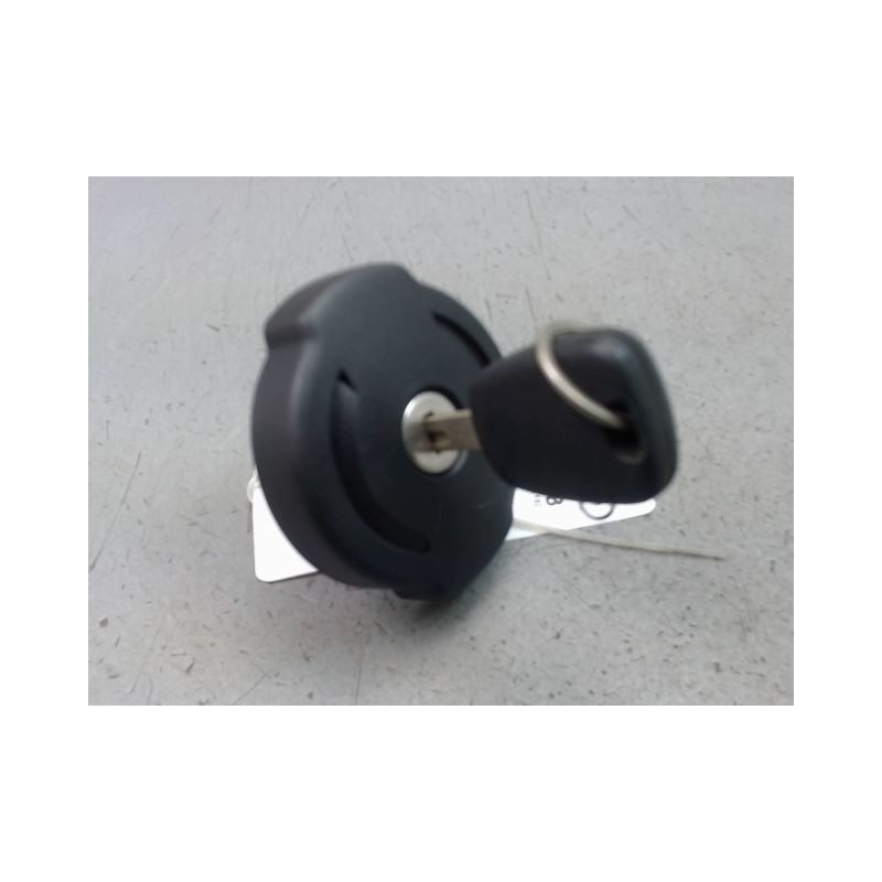 BOUCHON RESERVOIR A CARBURANT CITROEN C5 TOURER II (X7) 2008-...