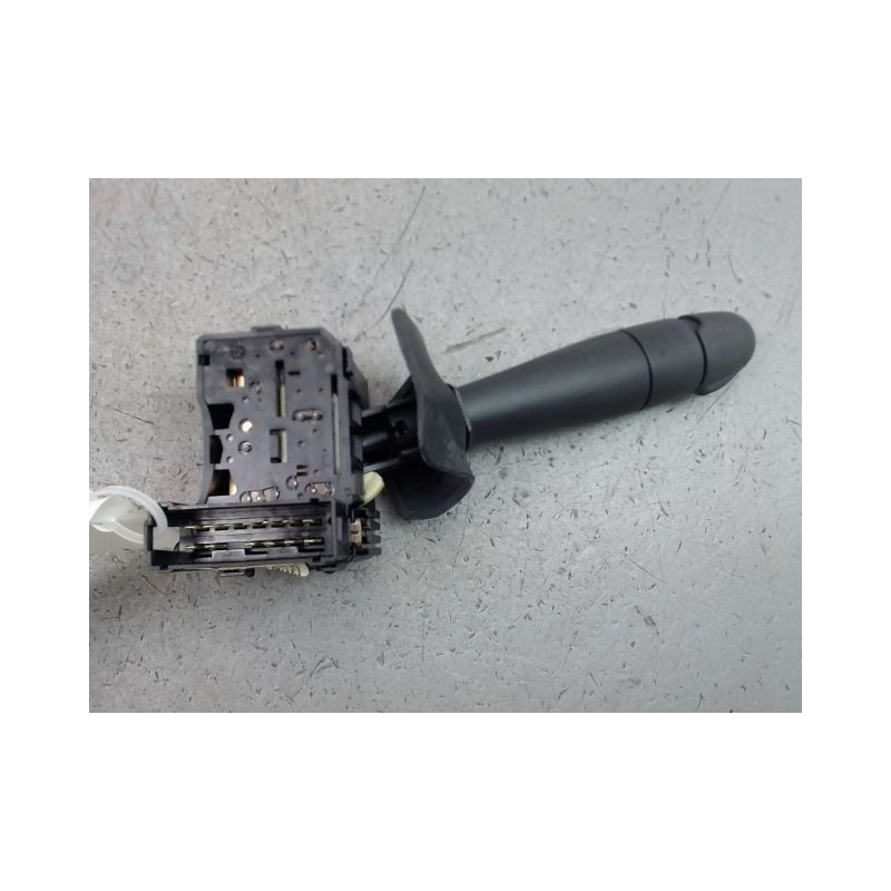 COMMANDE ESSUIE GLACE DACIA SANDERO I 2008-2012