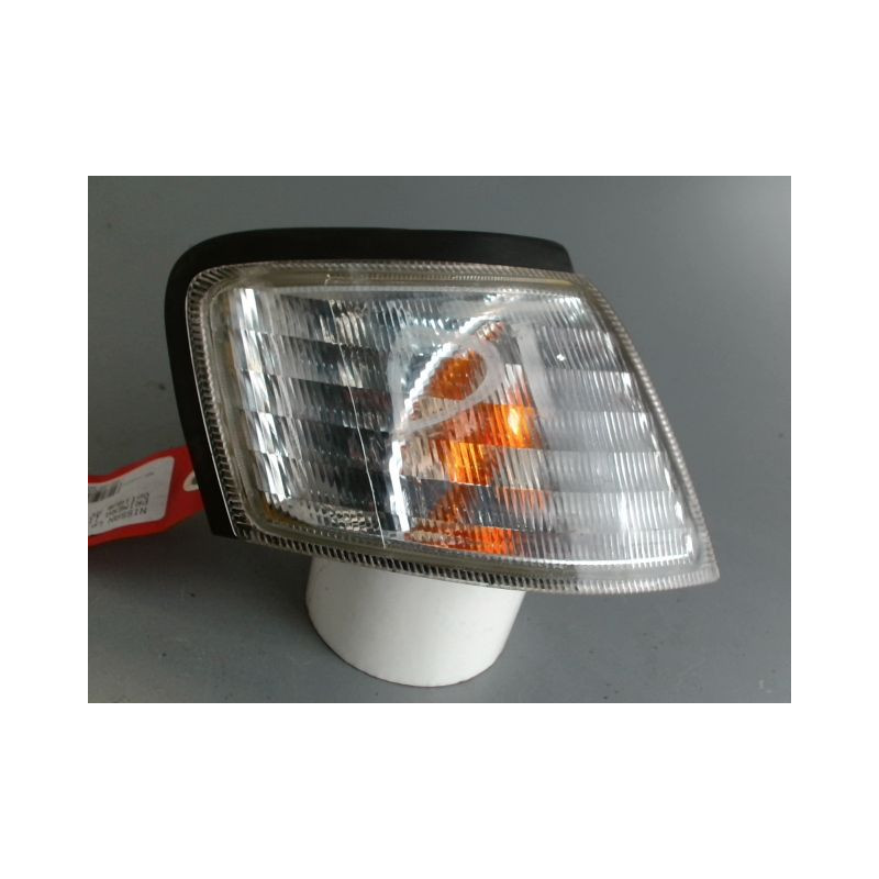 CLIGNOTANT DROIT NISSAN PRIMERA 2 PHASE 1 DIESEL