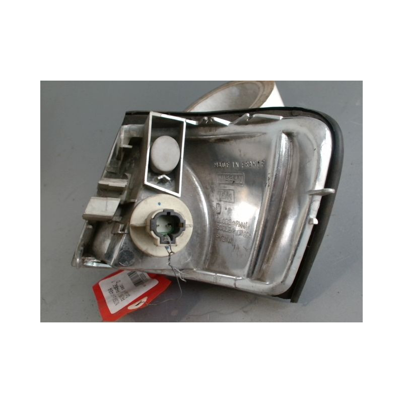 CLIGNOTANT DROIT NISSAN PRIMERA 2 PHASE 1 DIESEL
