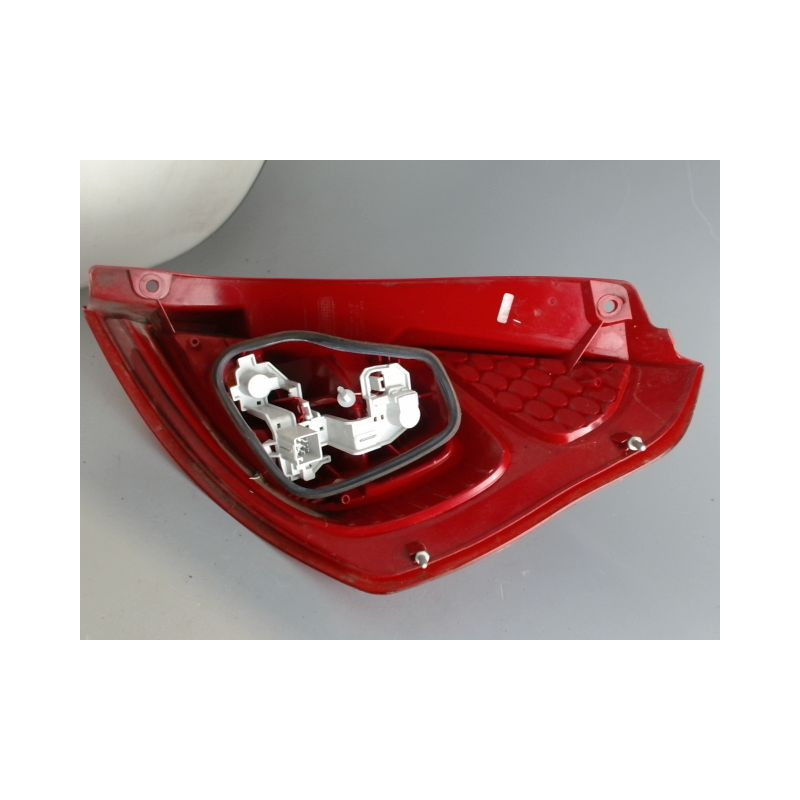 FEU ARRIERE GAUCHE  FORD FIESTA 6 PHASE 1 1.6 TDCI - 8V
