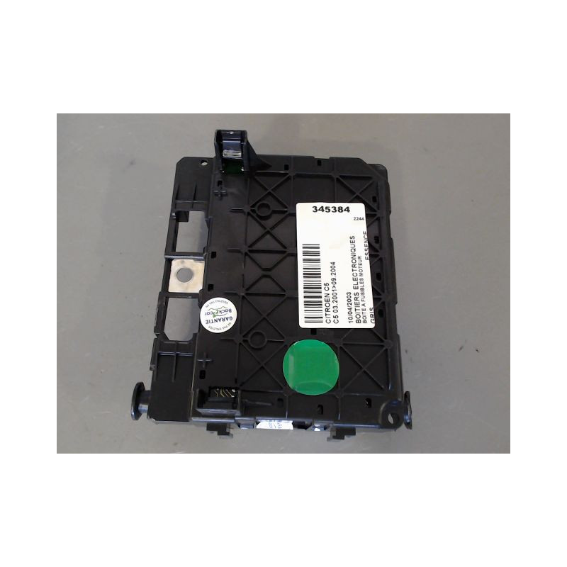 BOITE A FUSIBLES CITROEN C5 2001-2004