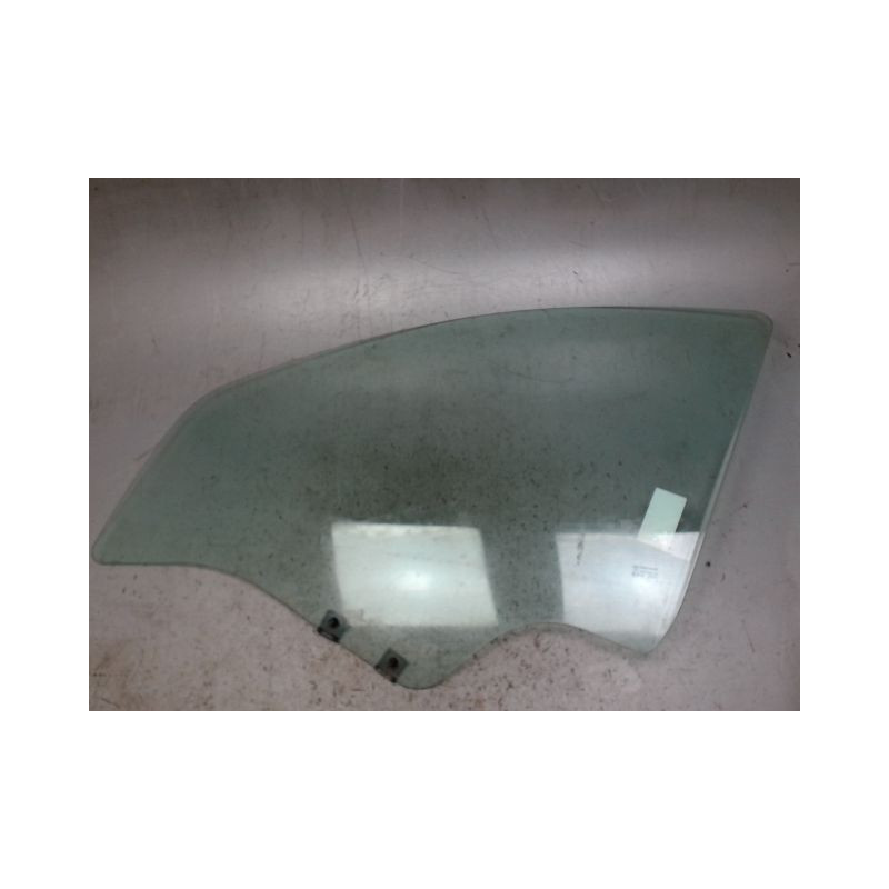 GLACE PORTE AVG DACIA SANDERO 2008-